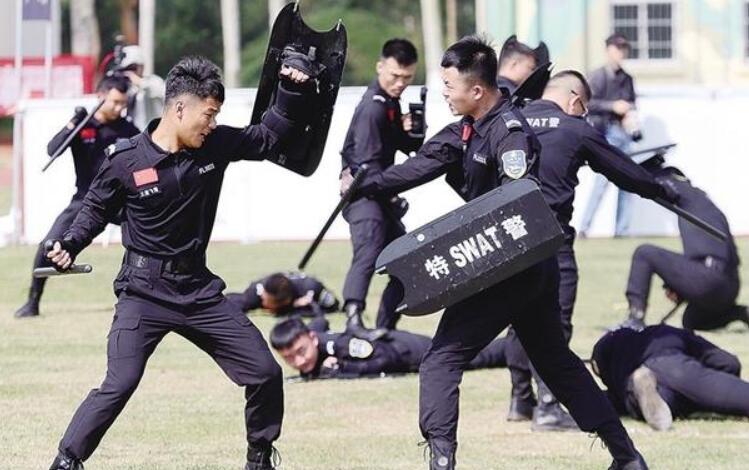 新型警用器材之警用臂盾产品说明介绍